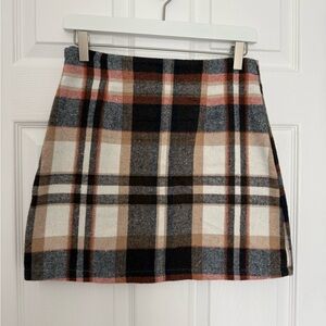 Plaid Mini Skirt in Cream, Black & Tan